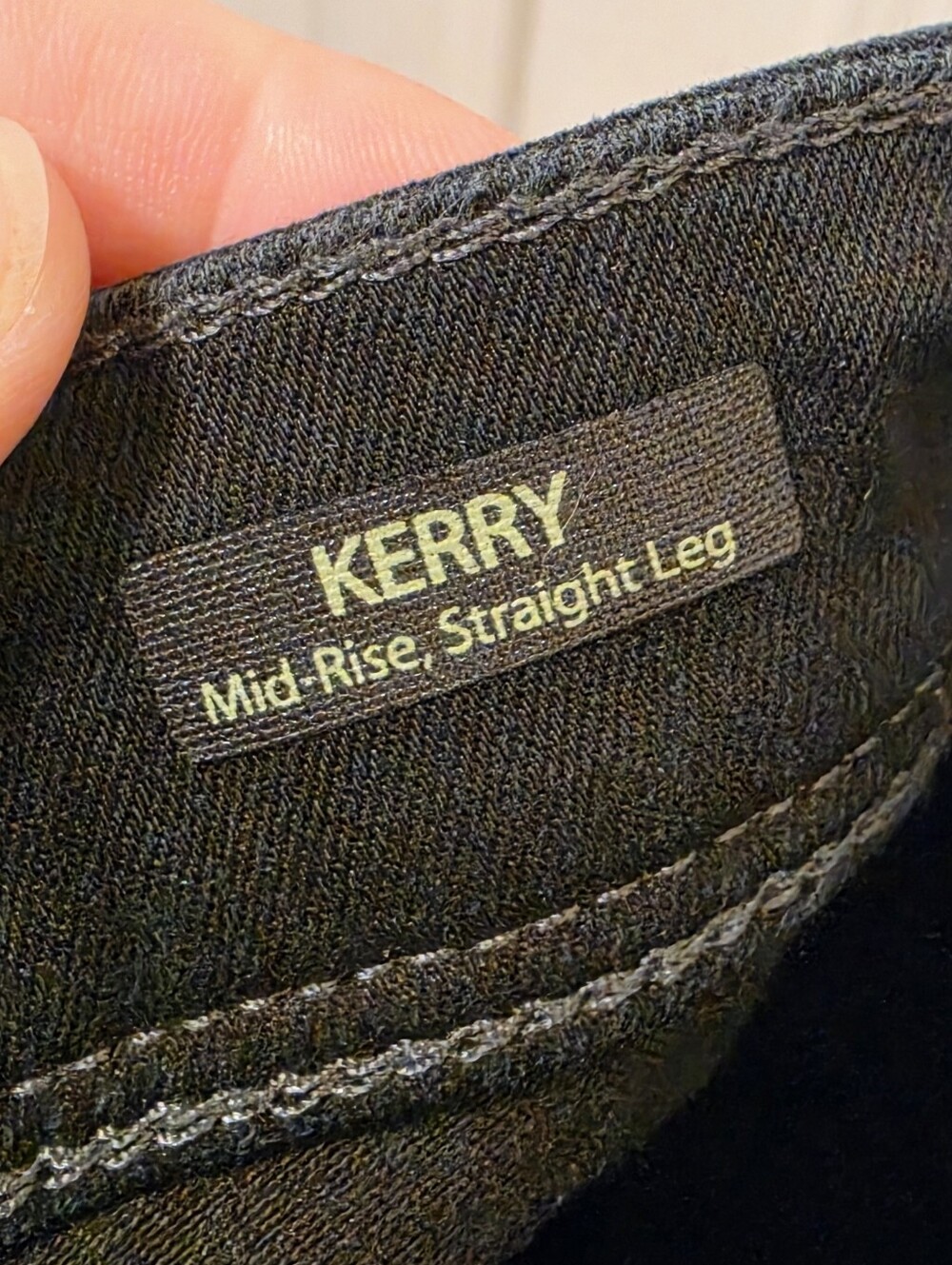 MAVI GOLD KERRY JEANS - 27/33 = MID-RISE STRAIGHT LEG - MSRP $150 - NWT - Picture 8 of 13